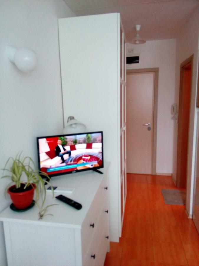 Студио Бижу Hisarya Extérieur photo